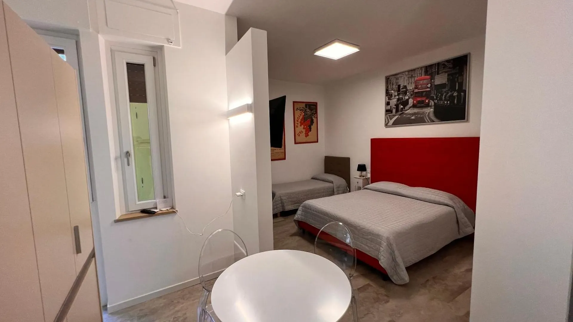 10 Minutes B&B Bed & Breakfast Верона