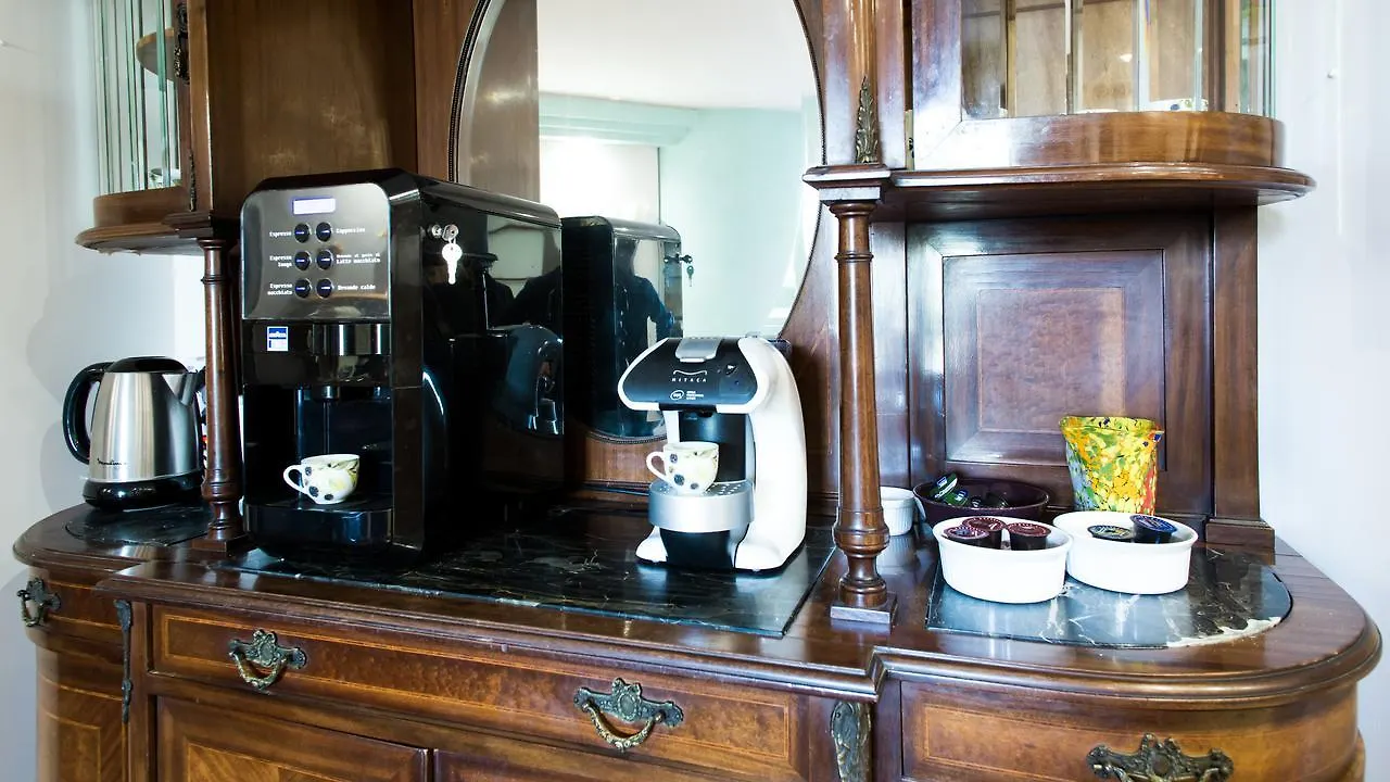 10 Minutes B&B Bed & Breakfast