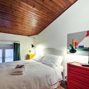 Palazzo Delle Guglie By Postcardsfrom Apartahotel