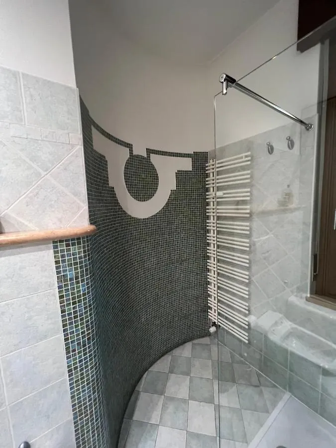 10 Minutes B&B Bed & Breakfast 2*, Verona Italy