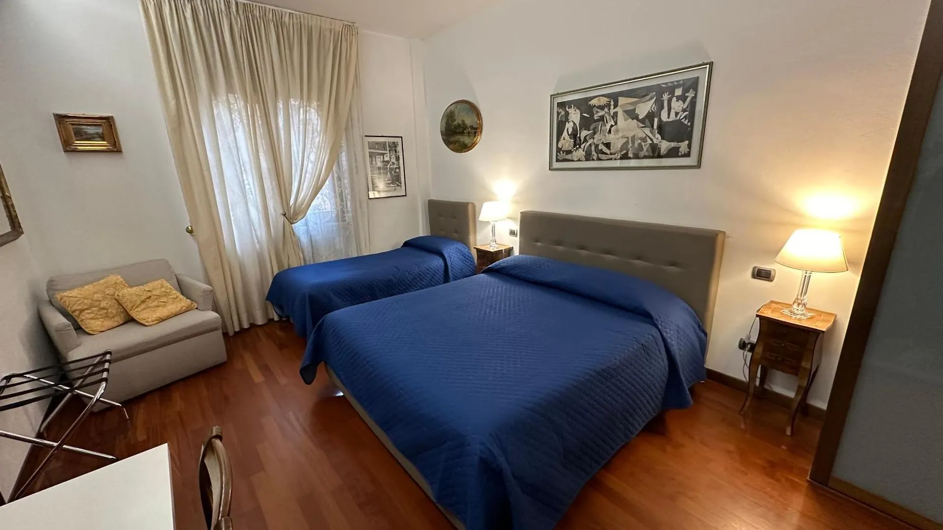 10 Minutes B&B Bed & Breakfast 2*, Verona